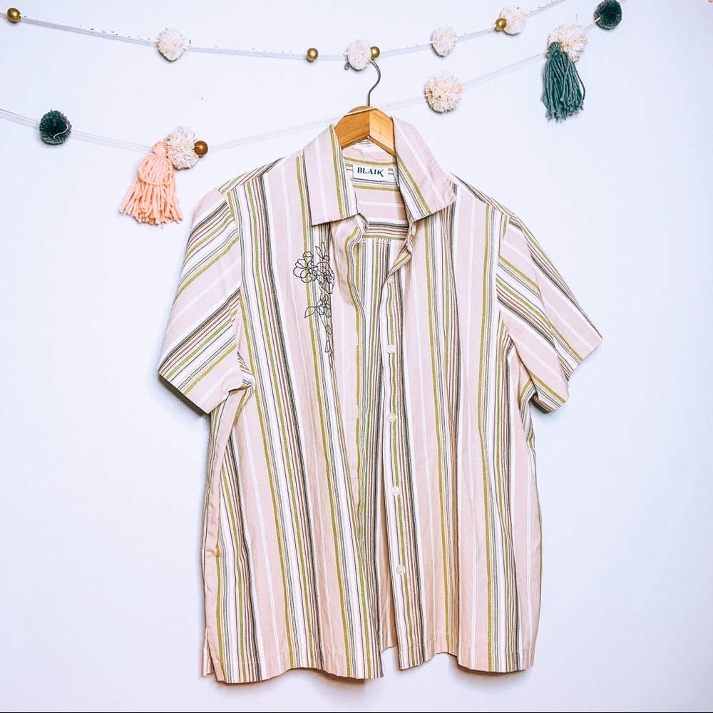 VINTAGE y2k striped button up embroidered popover